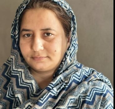 مهسا صدری, 28 years old, &lsquo;Ajab Shir, Iran