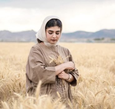 زینب ایزدی, 32 years old, Mashhad, Iran